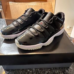 Air Jordan 11 Low 72-10